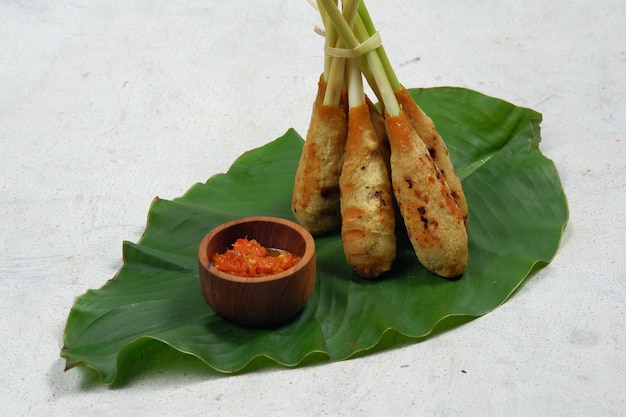 サテlilittraditionalインドネシアのバリ料理