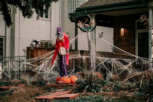 Foto scary clown garden decoration
