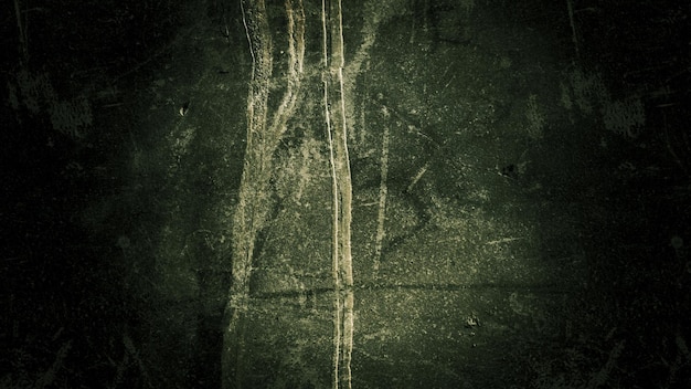 Страшная темная текстура стены, полная пятен и царапин на фоне старой текстуры стены