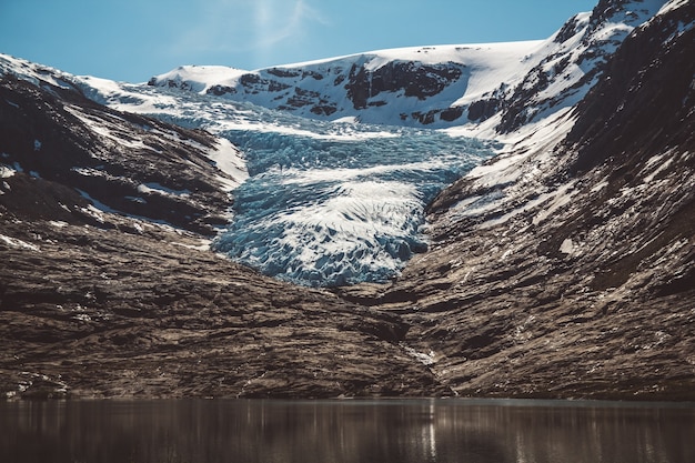 Photo scenery on the mountains and the glacier svartisen landscape in norway scandinavian nature