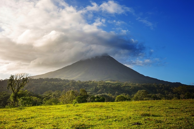 Scenic arenal volcano in costa rica, central america