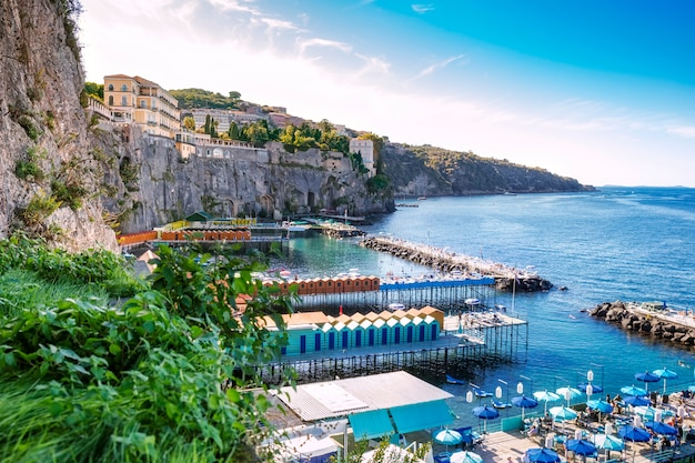 Paesaggi panoramici del golfo di napoli e sorrento, italia