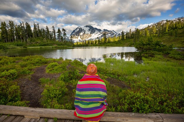 Scenic Picture meer met Mount Shuksan reflectie in Washington, USA