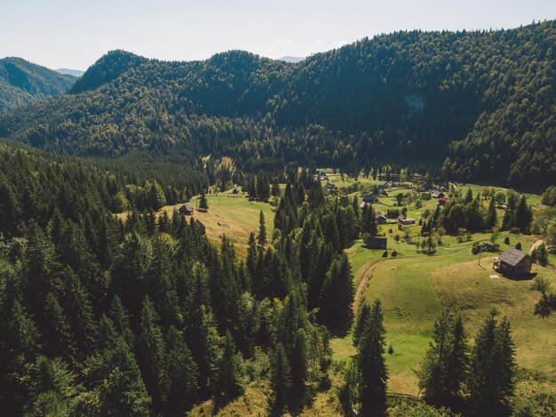 Foto vista panoramica di un campo agricolo contro il cielo