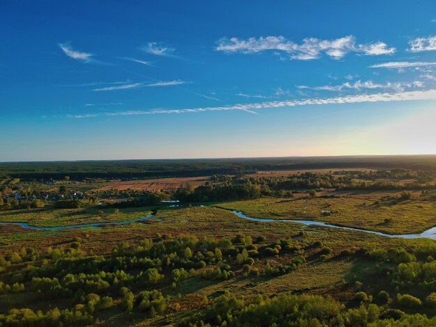 Foto vista panoramica di un campo agricolo contro il cielo