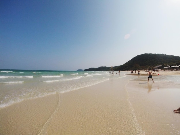 Photo scenic view of beach against clear sky