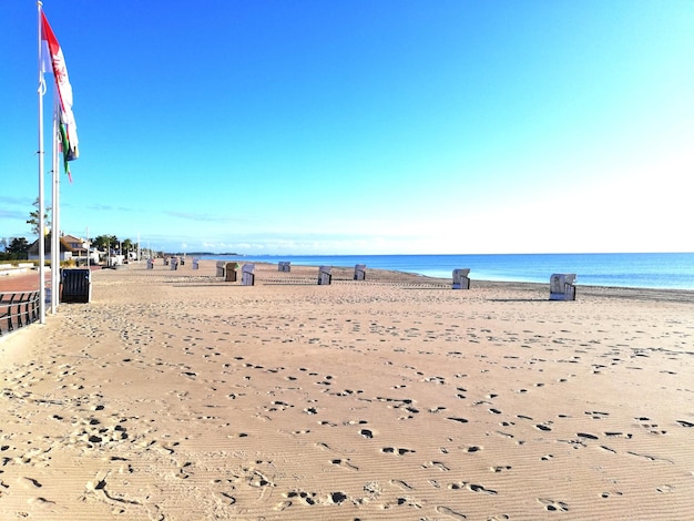 Foto vista panoramica della spiaggia contro un cielo limpido