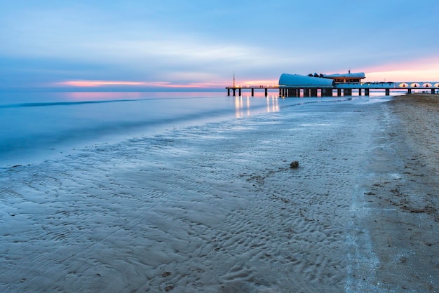 Foto vista panoramica della spiaggia contro il cielo durante il tramonto