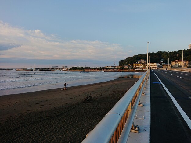 Foto vista panoramica della spiaggia contro il cielo