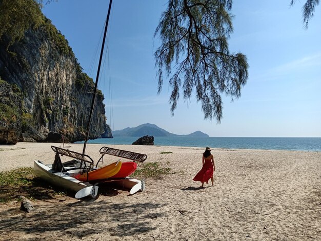 Photo scenic view of beach against sky