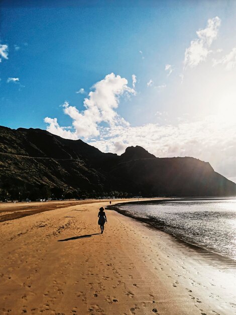 Photo scenic view of beach against sky