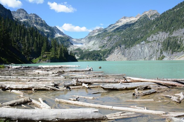 Photo scenic view of calm lake