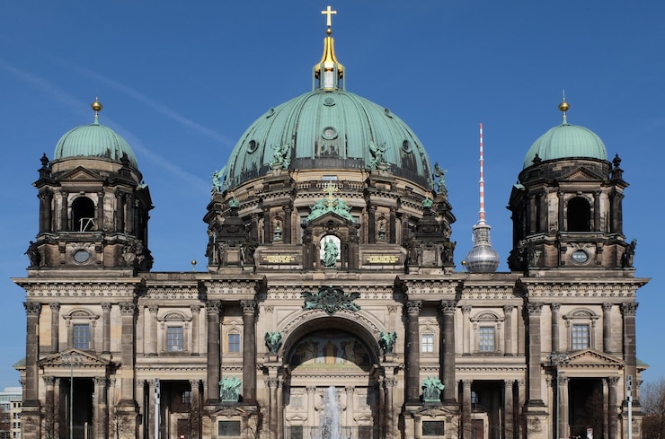 Photo scenic view of church against clear sky