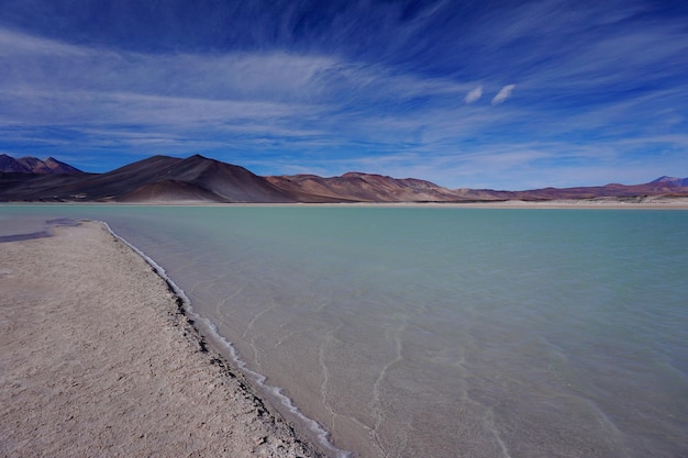 Foto la vista panoramica del deserto contro il cielo