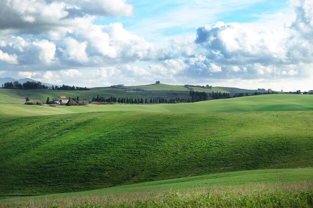 Foto vista panoramica della fattoria contro il cielo