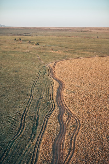 Foto vista panoramica del campo contro un cielo limpido