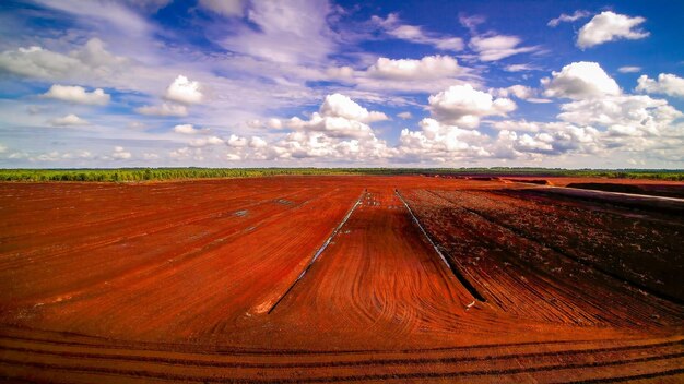 Foto vista panoramica del campo contro il cielo