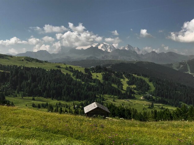 Foto vista panoramica del campo contro il cielo