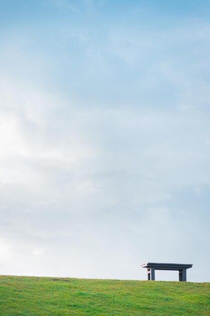 Photo scenic view of field against sky