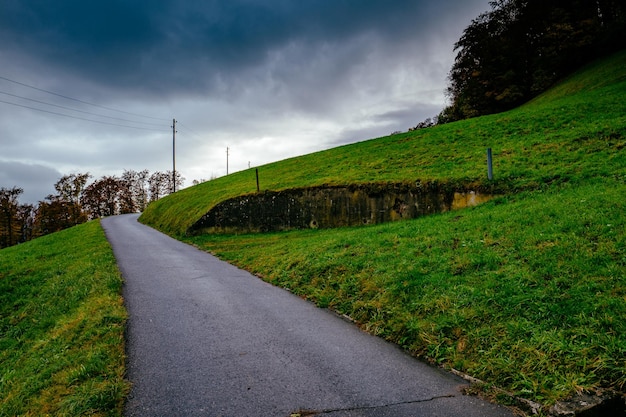 Photo scenic view of field against sky