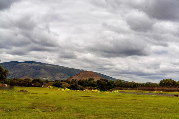 Photo scenic view of field against sky