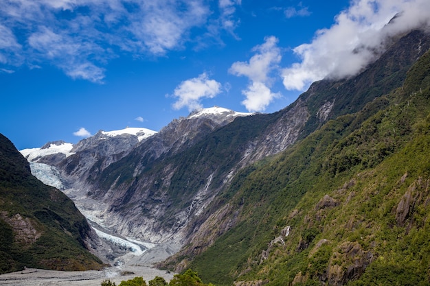 Живописный вид на ледник Франца Иосифа в Новой Зеландии