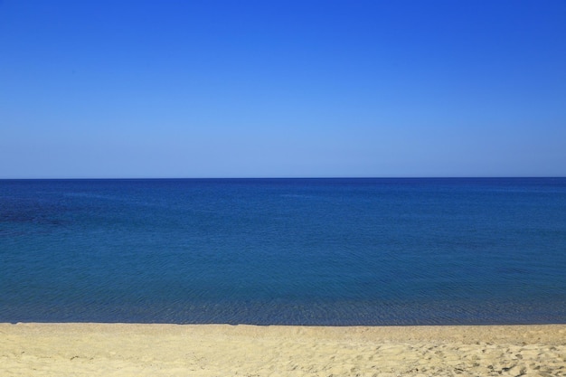 Scenic view of horizon by the sea