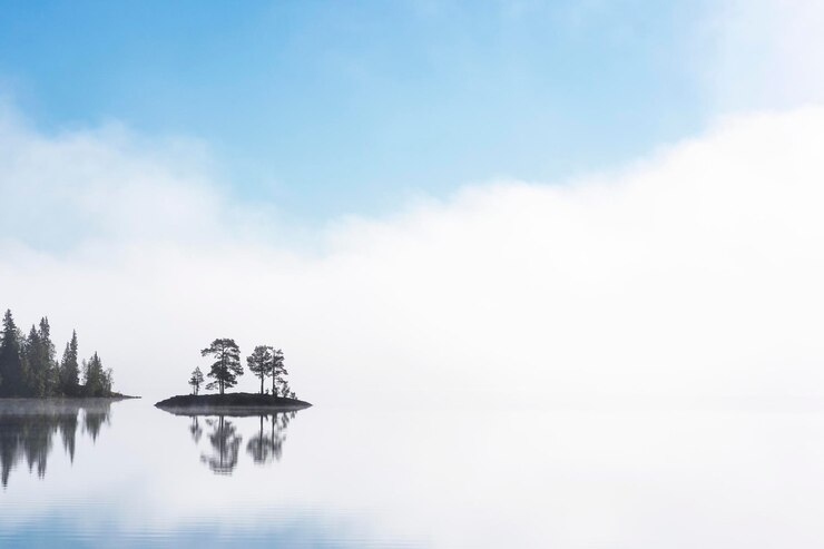 Photo 空に照らされた湖の景色