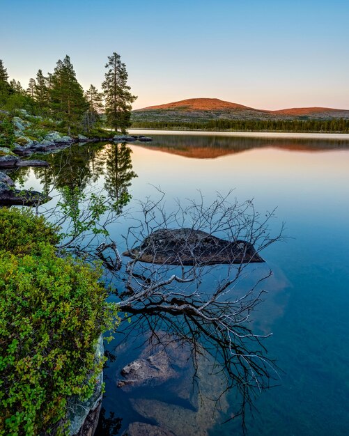 Foto vista panoramica del lago contro il cielo