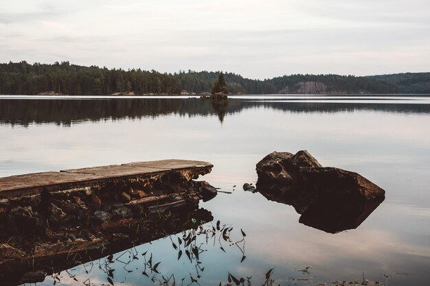 Photo scenic view of lake against sky