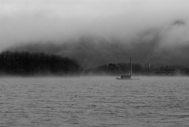 Photo scenic view of lake against sky