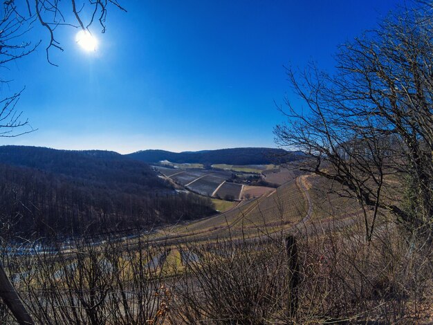 Foto vista panoramica del paesaggio contro un cielo blu limpido