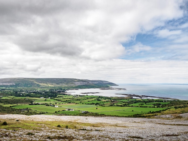 Photo scenic view of landscape against sky