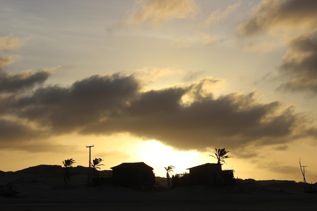 Photo scenic view of landscape at sunset