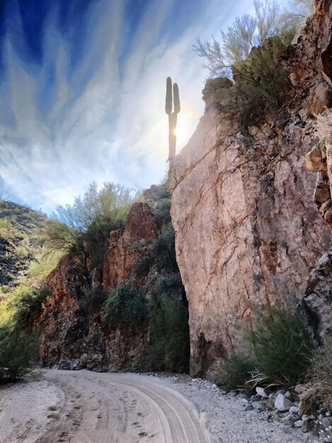 Photo scenic view of mountain against sky