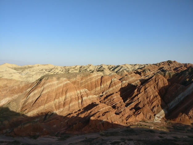 Photo scenic view of mountains against clear sky