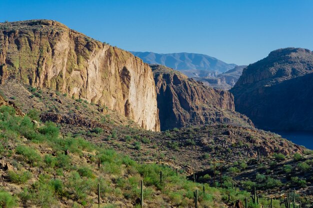 Photo scenic view of mountains against clear sky