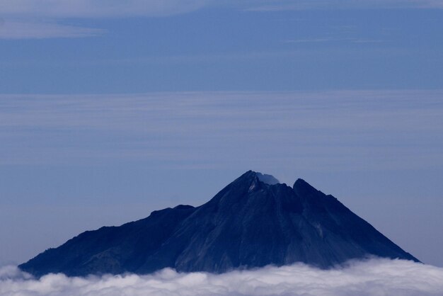 Photo scenic view of mountains against sky