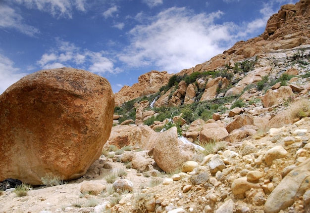 Photo scenic view of mountains against sky