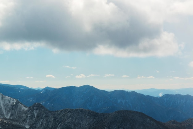 Photo scenic view of mountains against sky