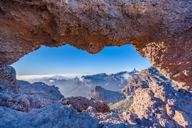 Foto la vista panoramica delle montagne contro il cielo