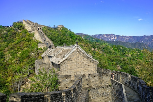 Foto vista panoramica della grande muraglia di mutianyu a pechino