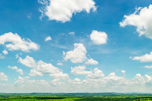 写真 天空を背景にした景色の景色