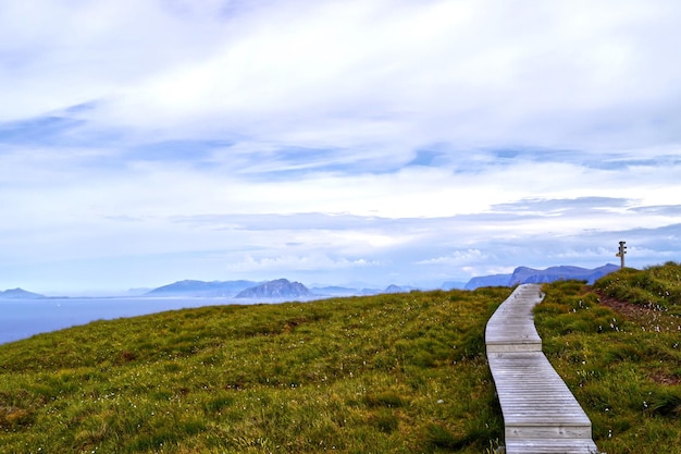 写真 天空を背景にした景色の景色