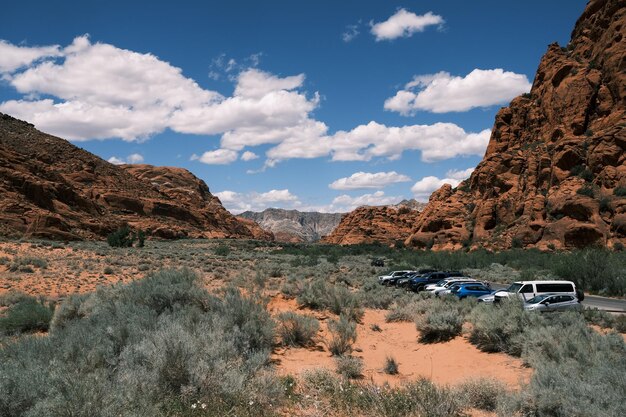 写真 空の背景にある山の景色