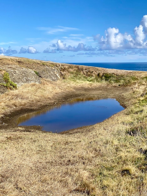 Фото Красивый вид на море на фоне неба