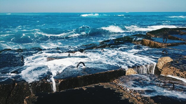 写真 空に照らされた海の景色