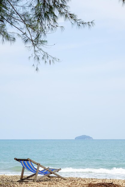 写真 空に照らされた海の景色