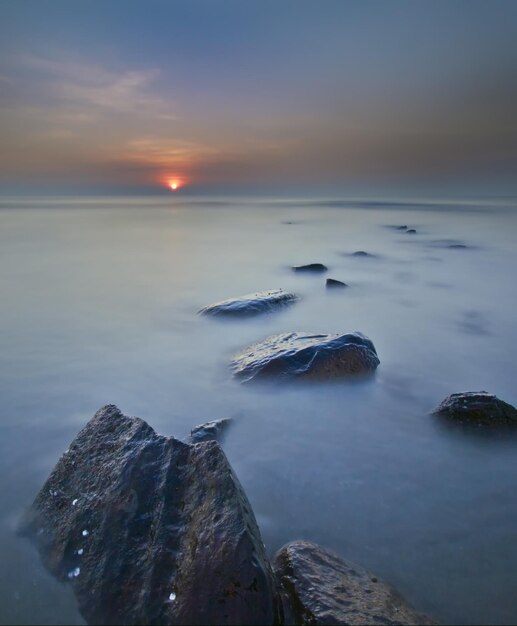 写真 夕暮れ の 海 の 景色