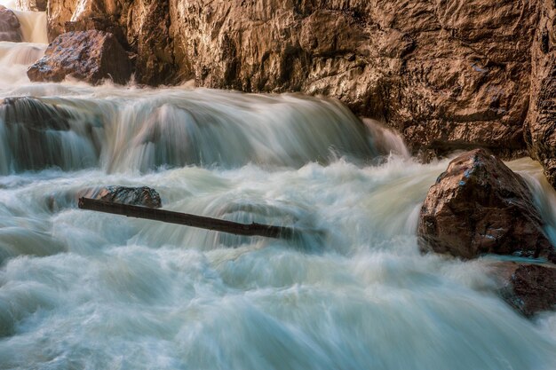 Фото Красивый вид на водопад